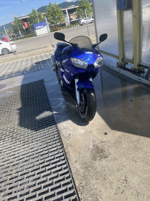 De vinzare Yamaha R6
