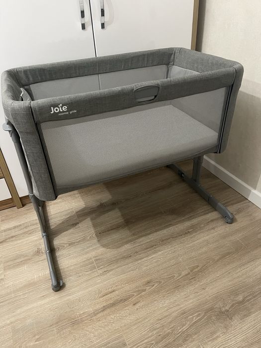 Кровать манеж Joie