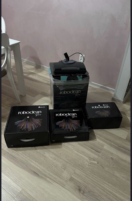 Срочно Продам Roboclean Pro (Aura) Полный комплект