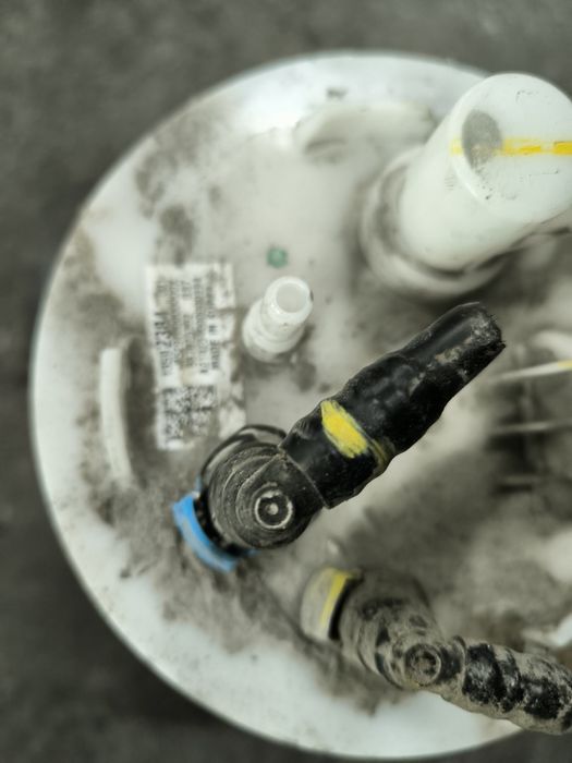 Помпа в резервоар за Hyundai ix35 1.6i