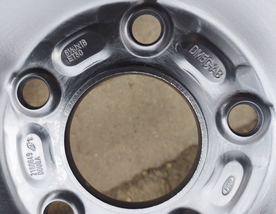 O rezervă Ford Mondeo Focus C Max 215/60 R16 - 6.5Jx16 ET50 - 5x108