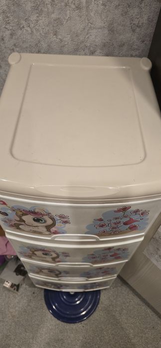 Продам комод пластиковый