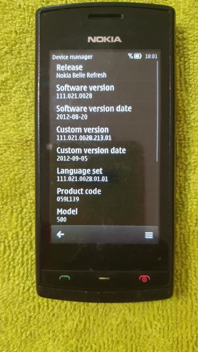 Nokia 500 rm-750
Funcționează perfect 
Fără alte accesorii