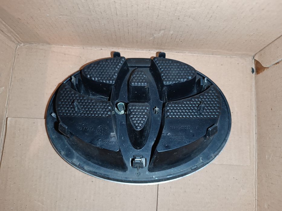 Части за Тойота Версо