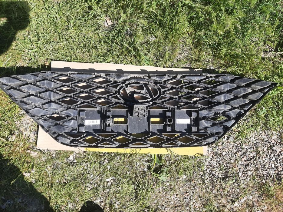 Фары, рещетка, задний фар