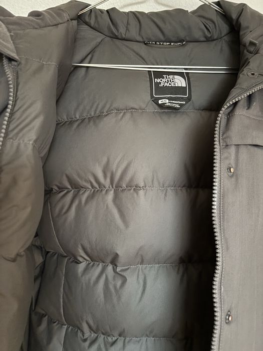 Дълго пухено яке The North Face,цвят графит,размер М