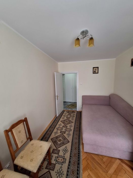 Apartament 3 camere, Rădăuți, lângă Liceul Hurmuzachi,  mobilat, utilat