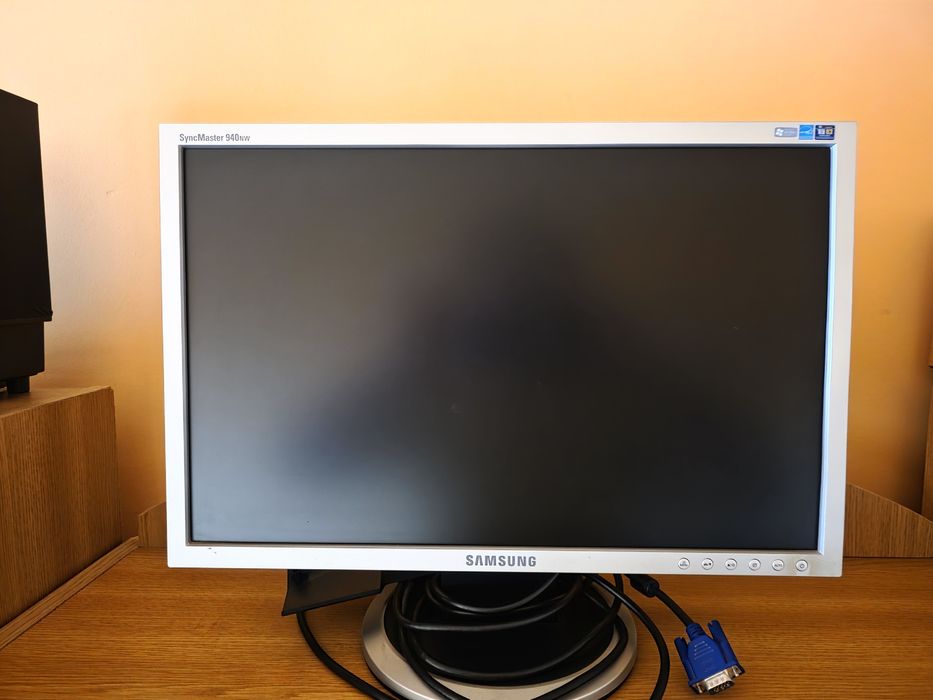 Monitor Samsung  ..