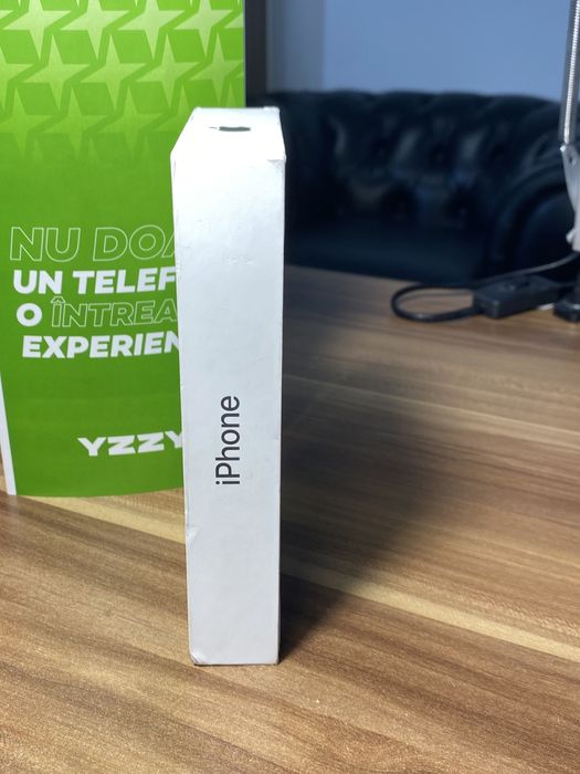 iPhone 15• 128 GB • Black