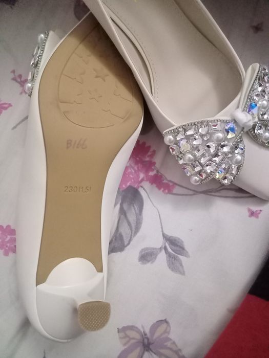 Туфли вечерний новый