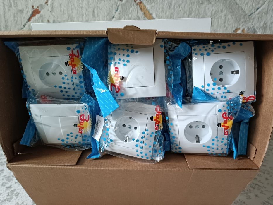 Продам розетки, выключатели