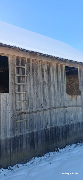 Vând otavă este în fânar