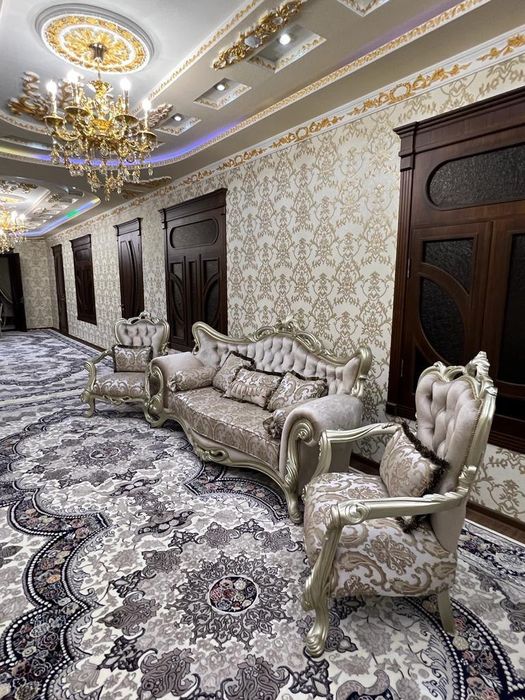 Мягкий мебель идеального качества, ещё новое