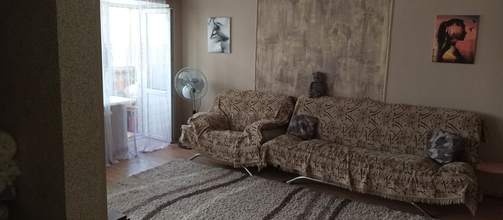 Сдам трехкомнатную квартиру