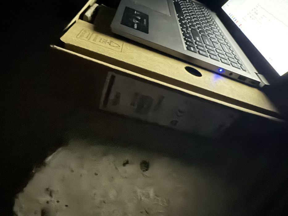 Продам ноутбук Acer Aspire Lite в идеальном состоянии