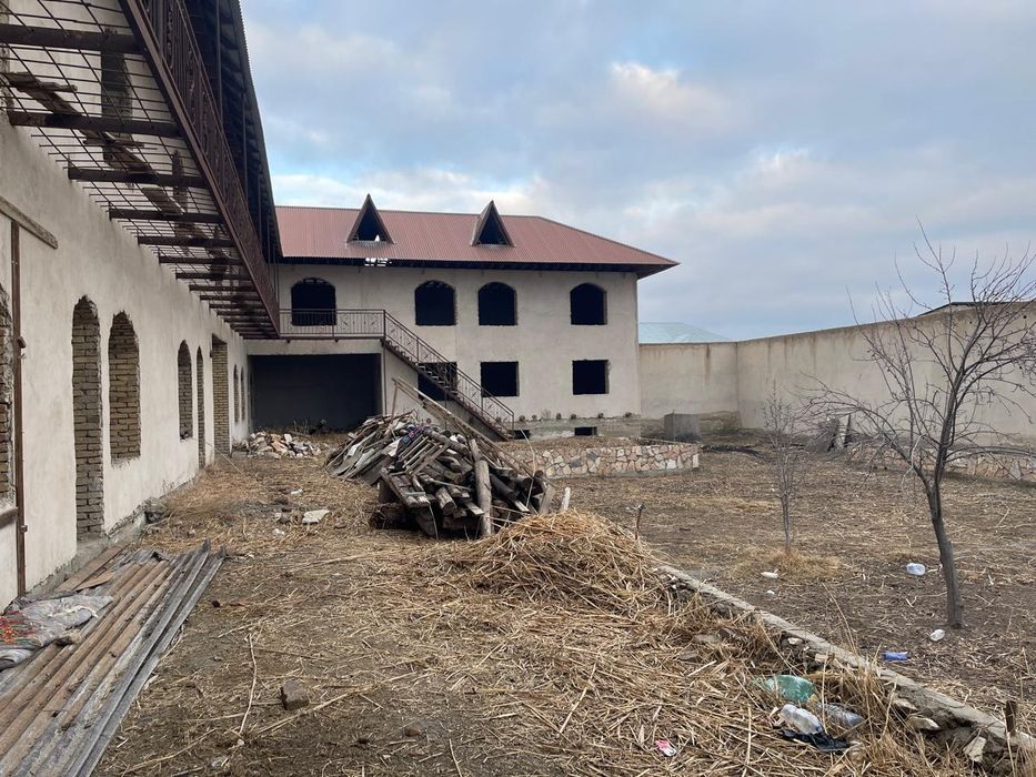 Uchastka sotiladi  Buxoroda