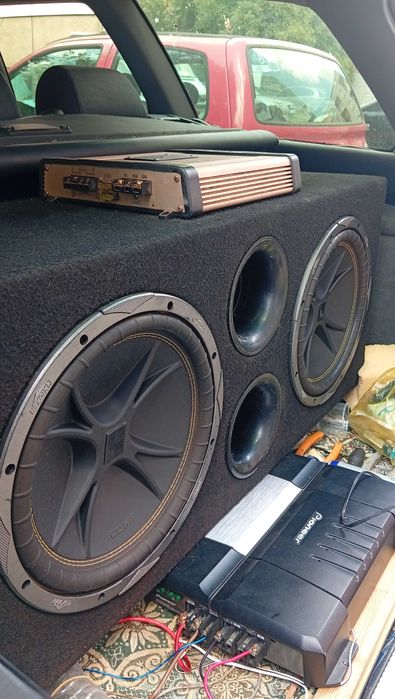 Басс Kicker 2x12 rms2x300