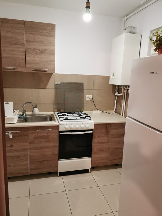 Proprietar închiriez garsonieră