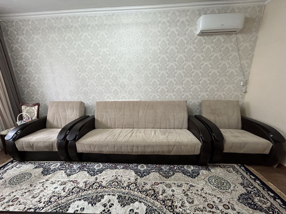 Диван с креслами