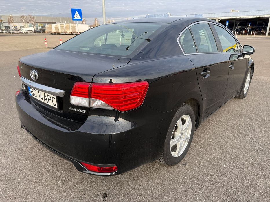 Toyota Avensis Toyota Avensis 1.8 benzină Edition S Automatǎ