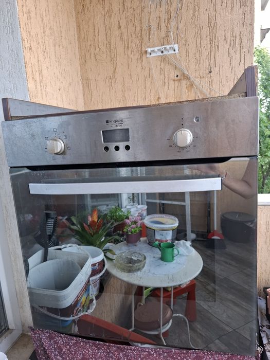 Фурна за вграждане Hotpoint Ariston
