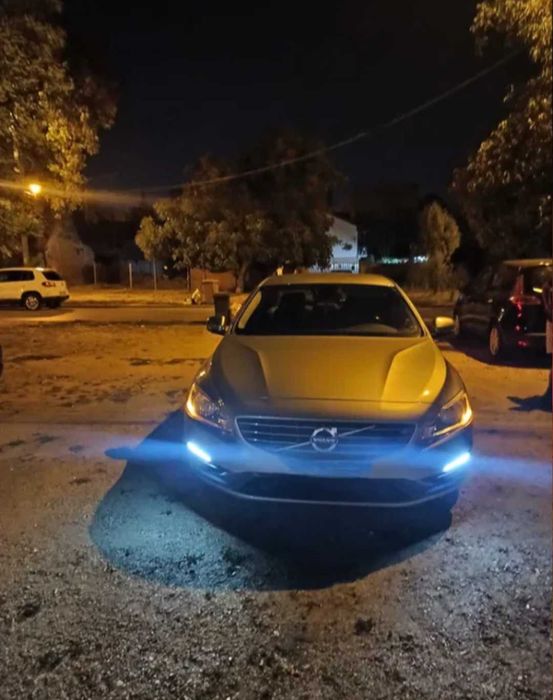 Vând Volvo s60 2015