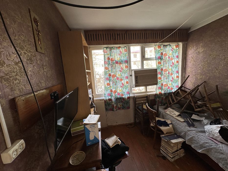 Продаю САМПИ микрорайон 2/3/5, кирпич, 52 кв. м, без ремонта