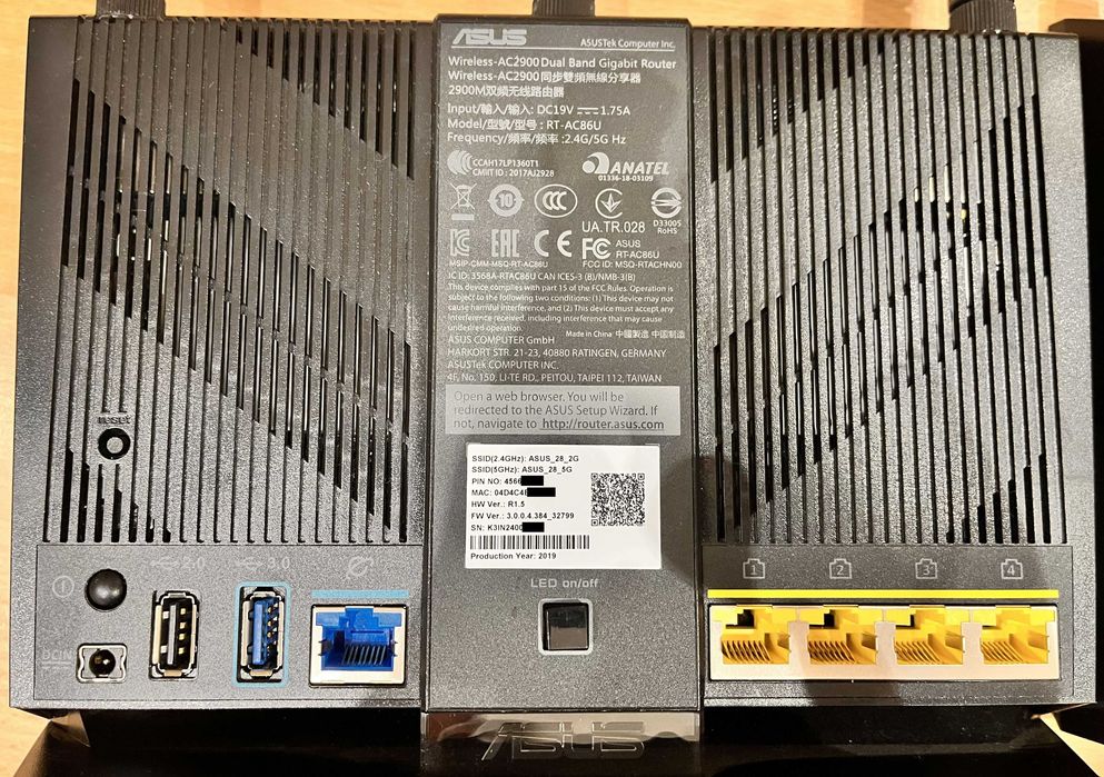 Vând două routere Asus RT-AC86U