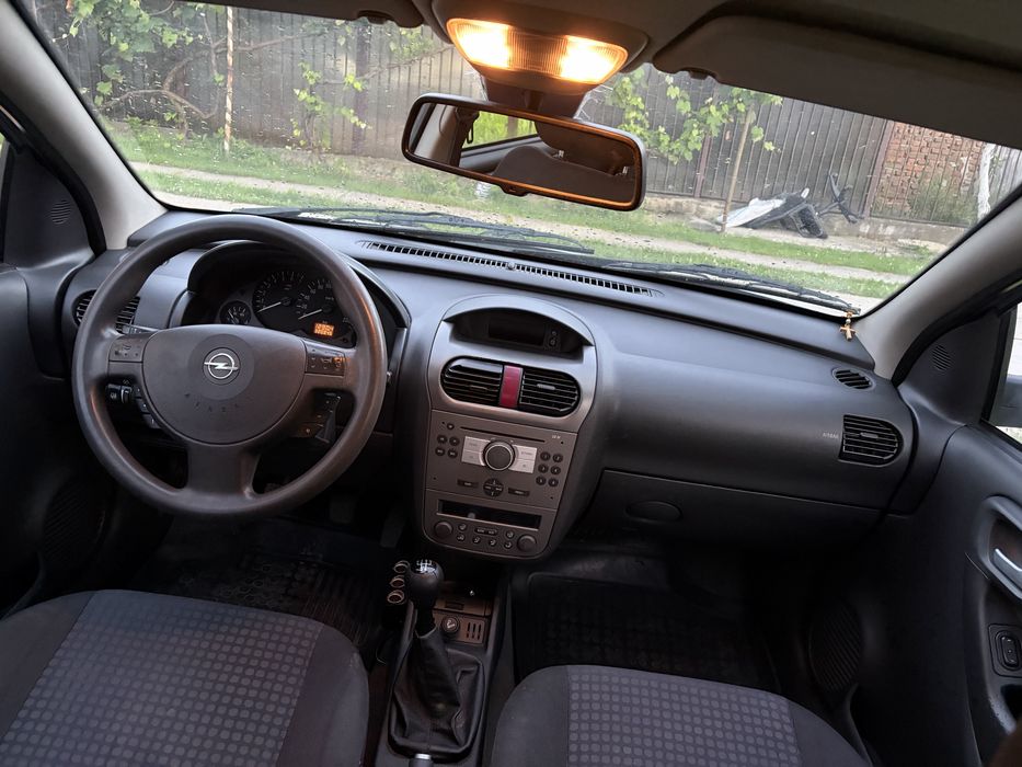 Vand opel corsa