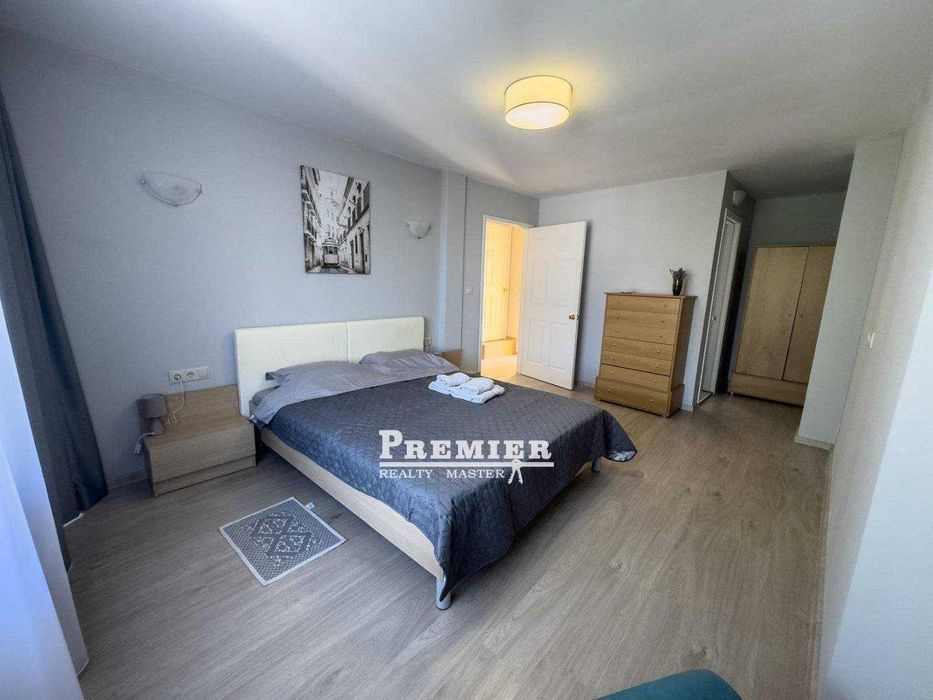 Продава се напълно оборудвана и обзаведена двуетажна къща