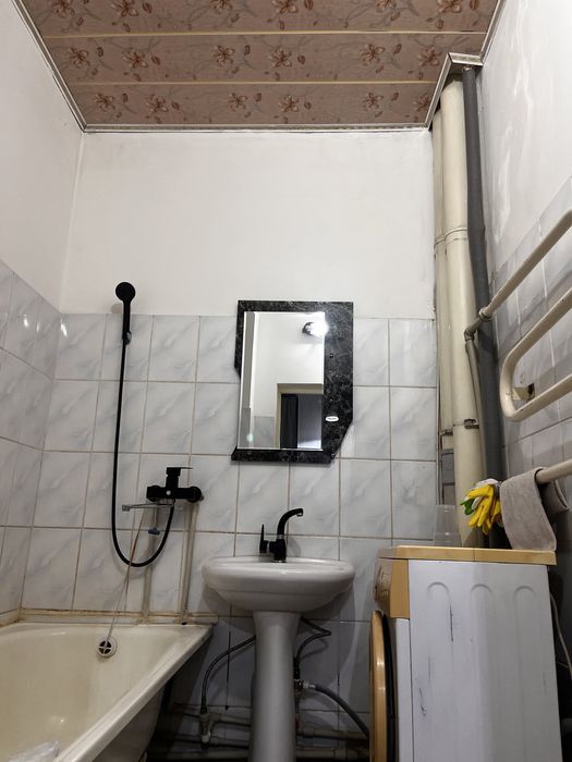 Сдаётся квартира в центре города!