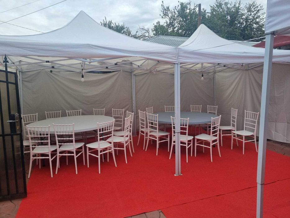 Nuntă Perfectă – Mese Rotunde, Scaune, Covor Roșu, Corturi