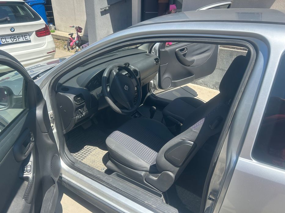 Vând Opel corsa automat