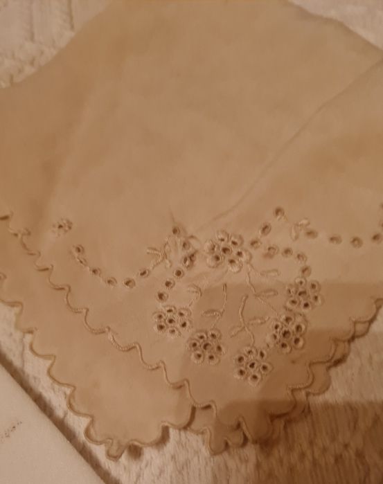 Гоблени Детска сцена,  бродирани кърпички