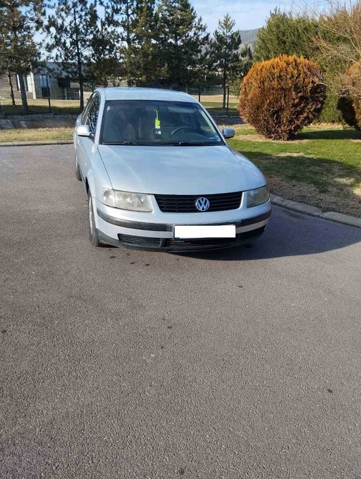 Фолксваген Пасат Б5