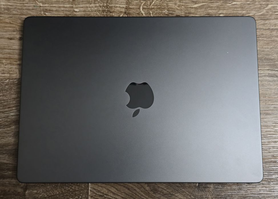 MacBook Pro 14 M3PRO 18/1TB 100%