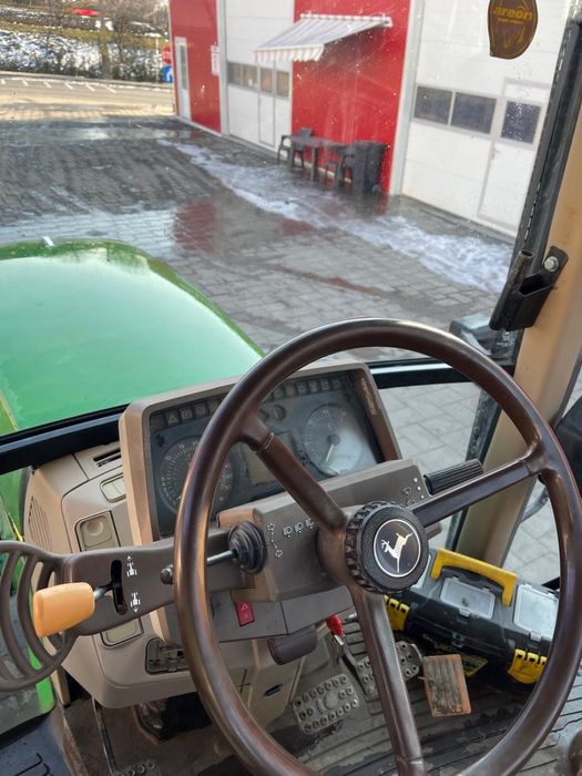 John Deere 6410  105 CP