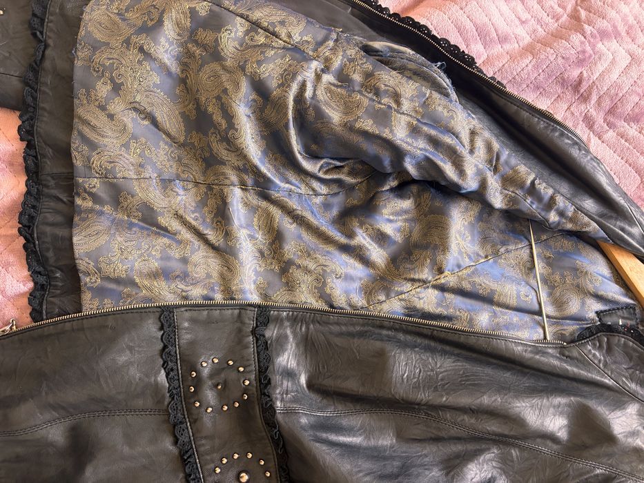 Продам кожанную куртку