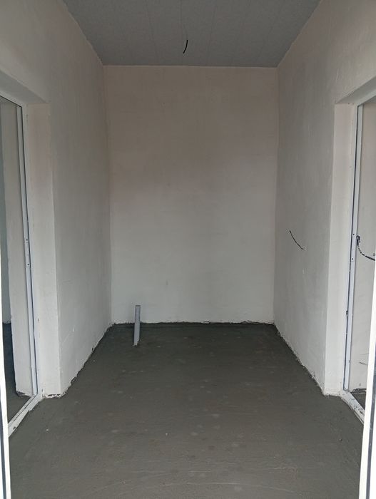 Янги курилган ховли