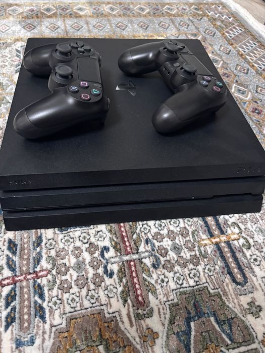 Продам playstation 4 pro