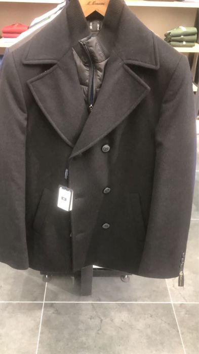 Продам пальто двубортное