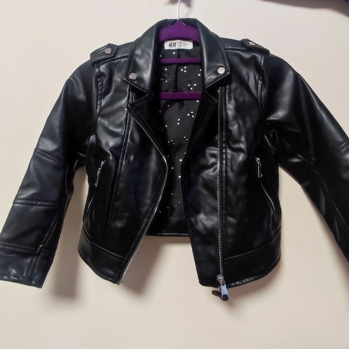 Продам косуху детскую H&M новая