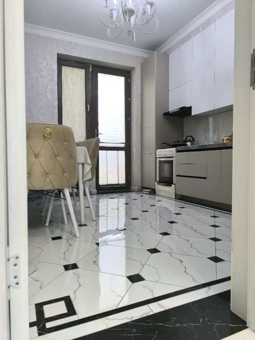 3х комнатная квартира, кирпичный , Чиланзарский район 8 квартал