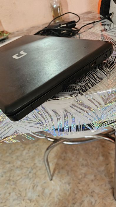 Лаптоп Compaq  Presario CQ56