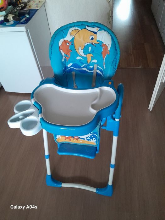 Продавам детска кошара,столче за хранене,лятна количка,