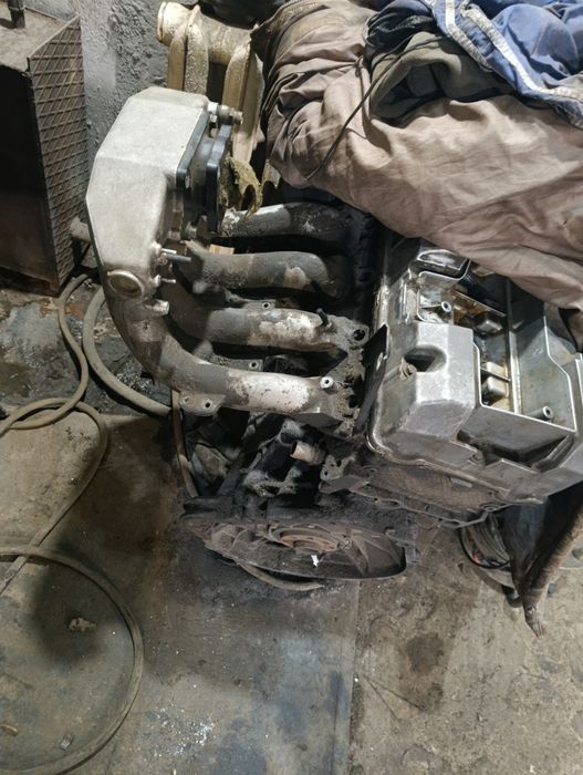 Двигатель Мерседес 111