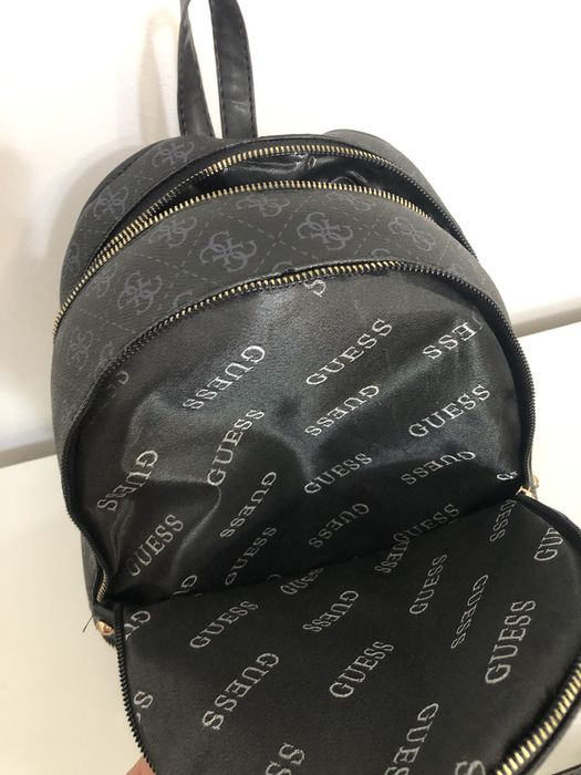 Ghiozdan Guess  calitate Premium