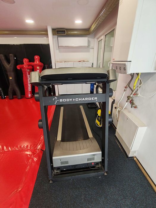 Професионална бягаща пътека Body Charger (модел 2900 F1)