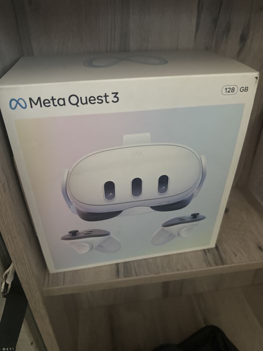 Срочно продаю VR quest 3 128GB в отличном состоянии