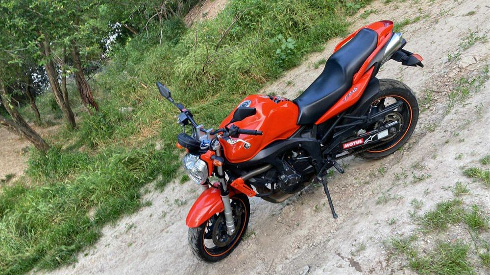 Yamaha FZ6 fazer